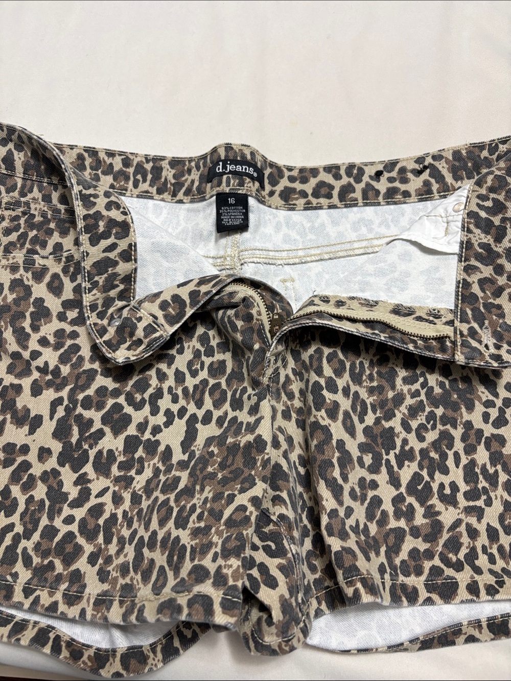 d. jeans Leopard Print Denim Shorts - Beige and Brown
